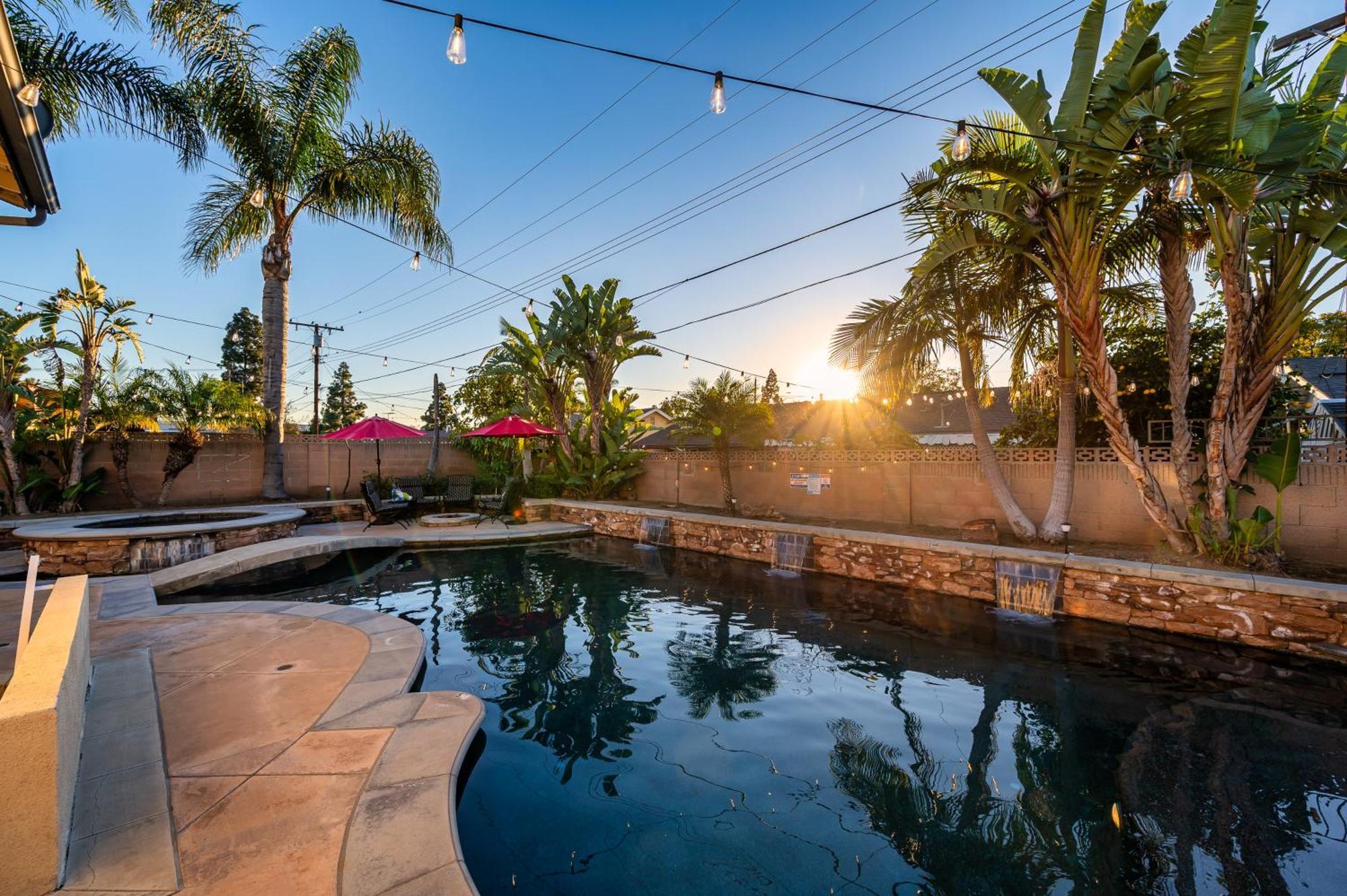 Amazing Modern Pool House Near Disneyland Anaheim Bagian luar foto