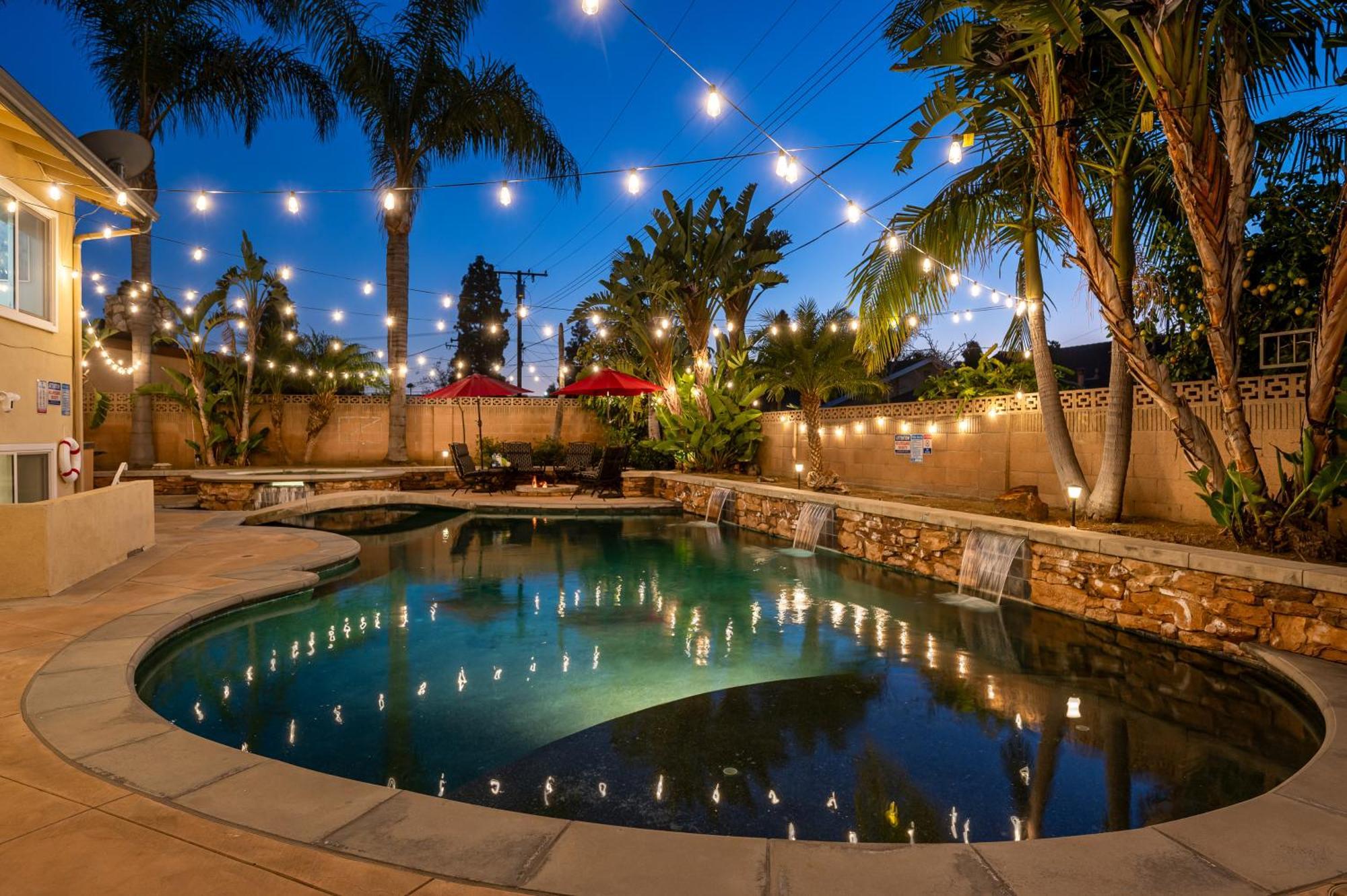 Amazing Modern Pool House Near Disneyland Anaheim Bagian luar foto