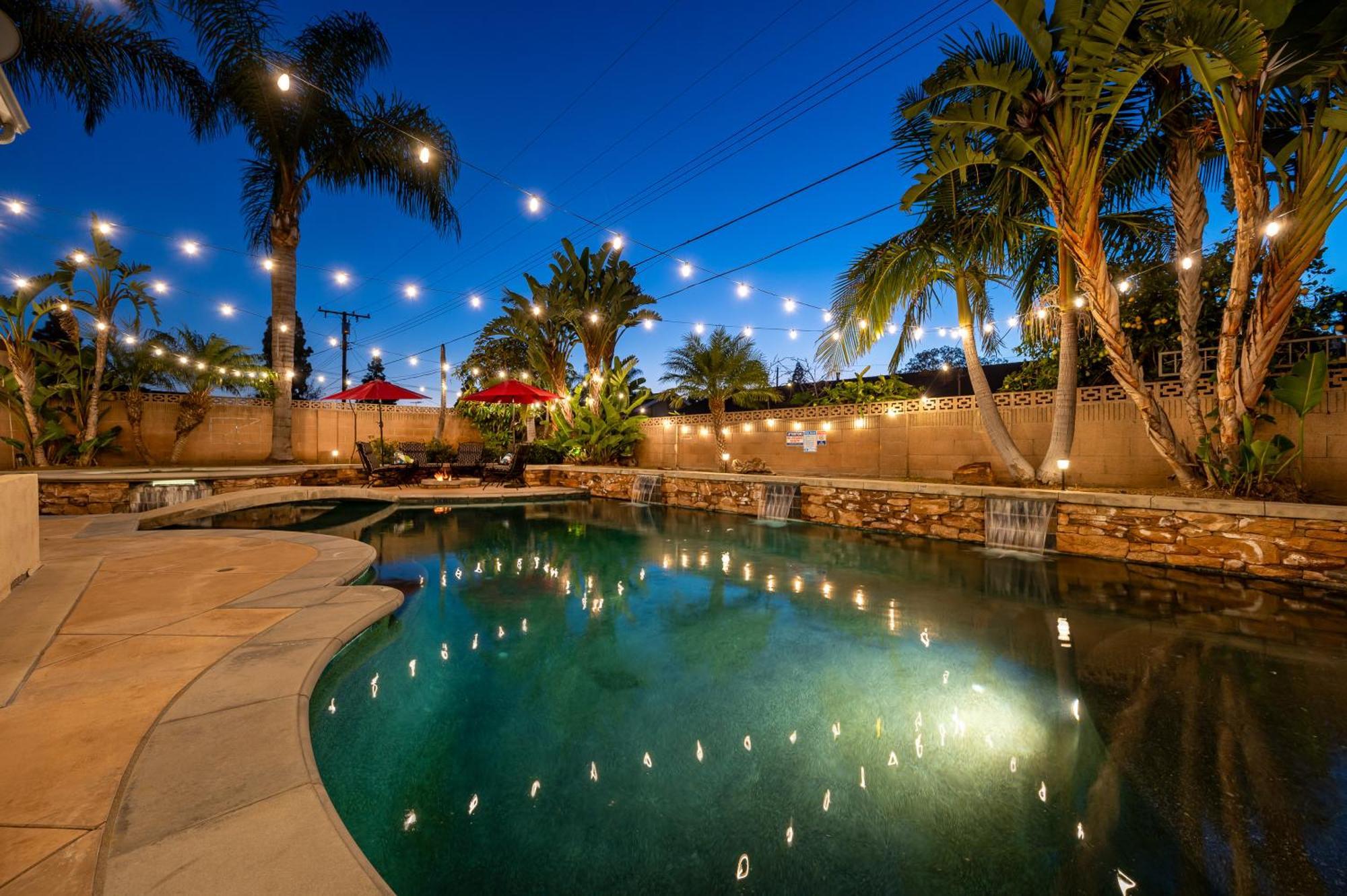 Amazing Modern Pool House Near Disneyland Anaheim Bagian luar foto