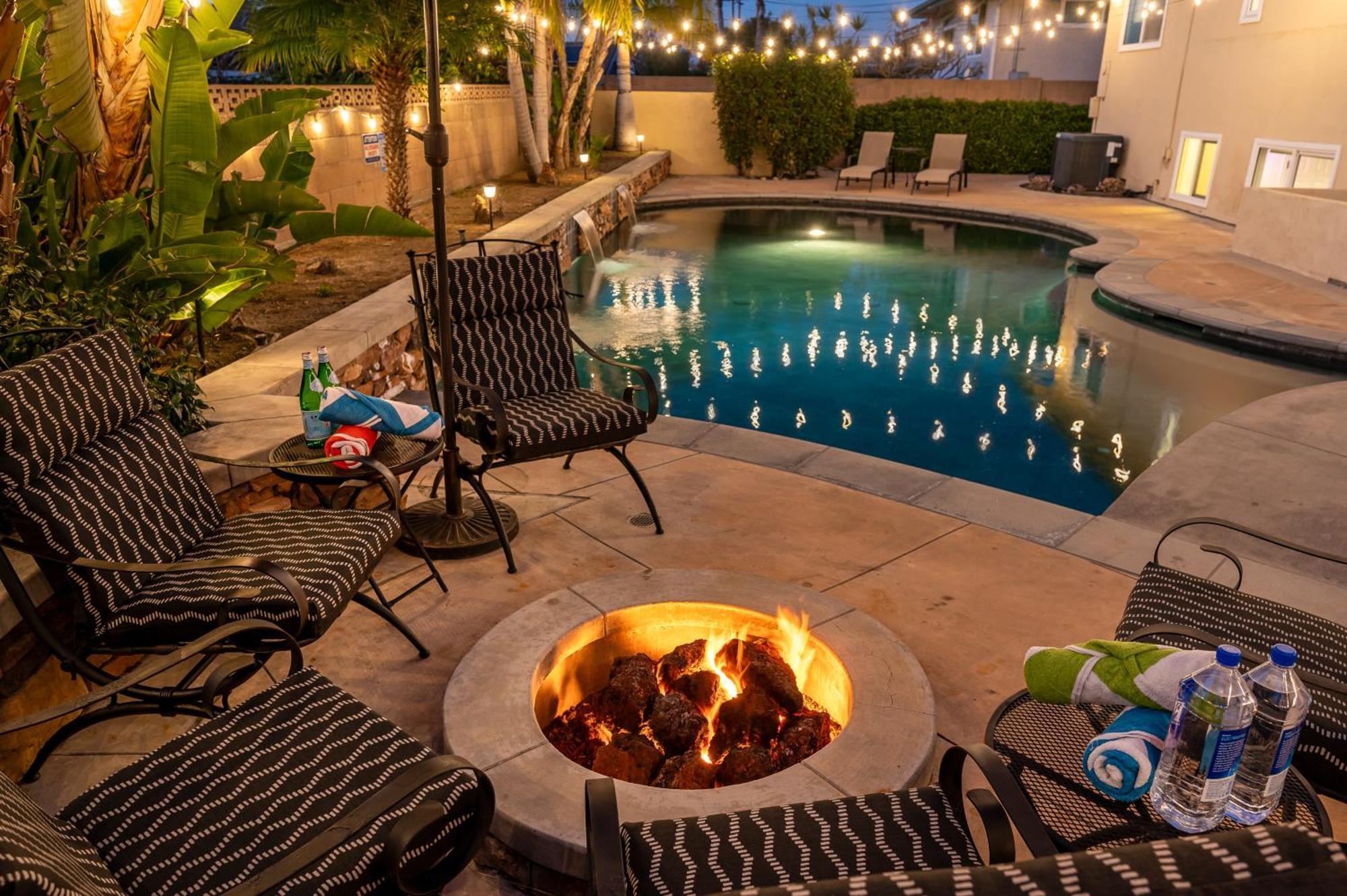 Amazing Modern Pool House Near Disneyland Anaheim Bagian luar foto